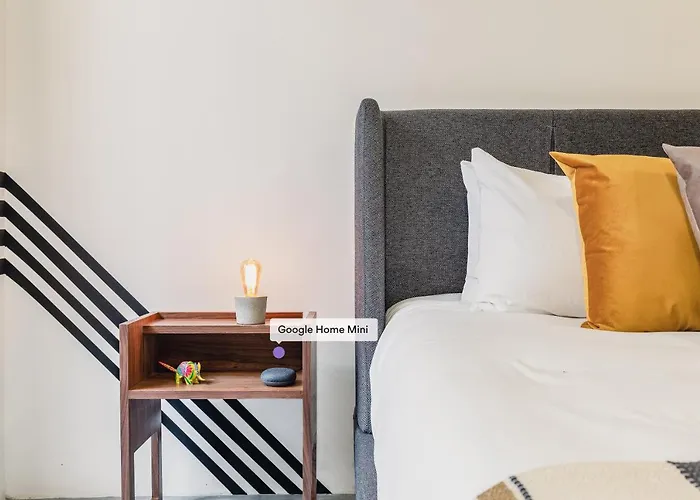 Cozy & Hip Roma Apt With 2 Private Terraces!