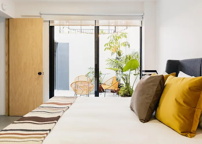 Cozy & Hip Roma Apt With 2 Private Terraces! *