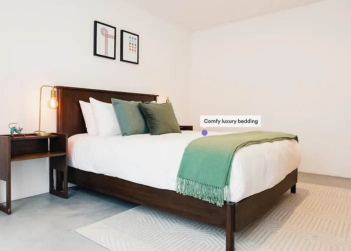 Cozy & Hip Roma Apt With 2 Private Terraces!