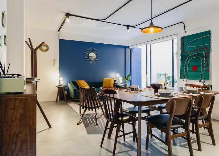 Cozy & Hip Roma Apt With 2 Private Terraces! Mexico City